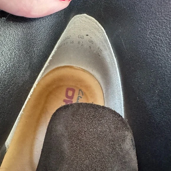 Clarks Dark Brown Suede Chukka Boots - Picture 4 of 5